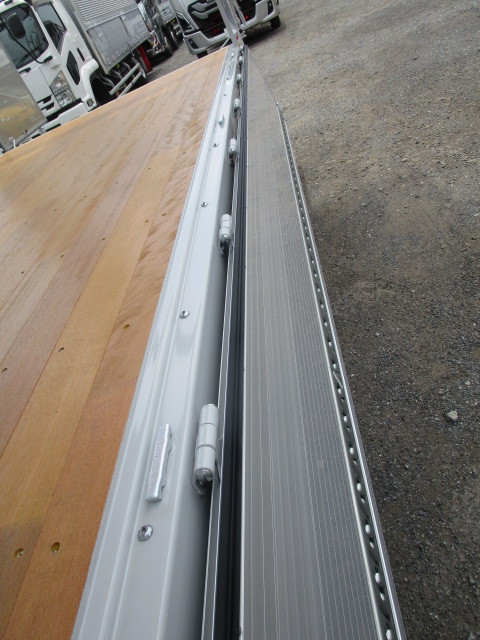 三菱 キャンター 2PG-FEB90(2WD)の写真42