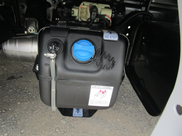 三菱 キャンター 2PG-FEB90(2WD)の写真44