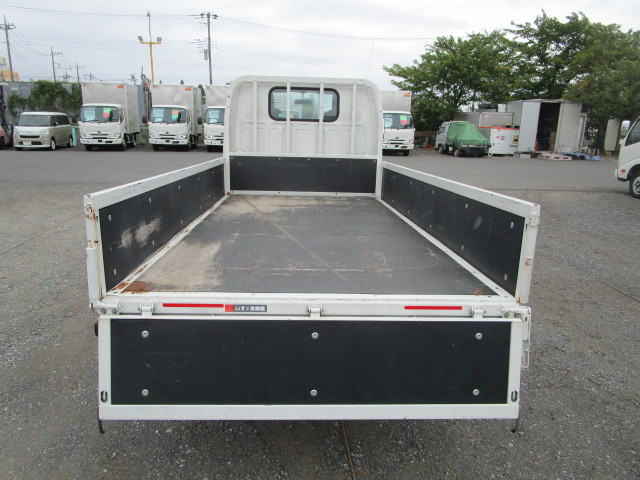 いすゞ エルフ TRG-NJR85A(2WD)の写真8