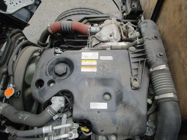 いすゞ エルフ TRG-NJR85A(2WD)の写真22