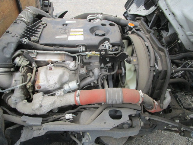 いすゞ エルフ TRG-NJR85A(2WD)の写真23