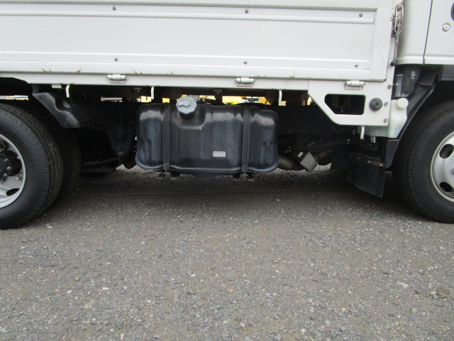 いすゞ エルフ TRG-NJR85A(2WD)の写真33