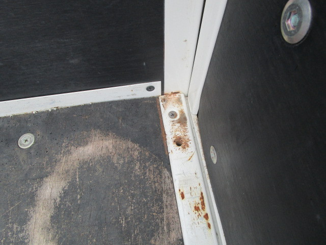 いすゞ エルフ TRG-NJR85A(2WD)の写真39