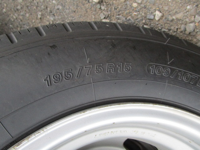 いすゞ エルフ TRG-NJR85A(2WD)の写真40