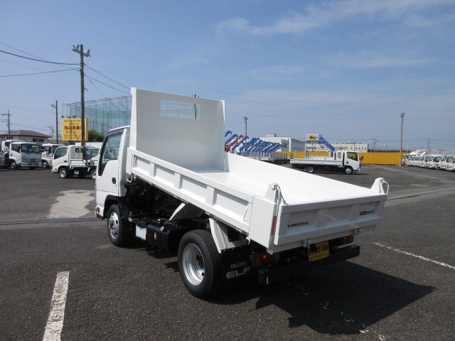 いすゞ エルフ 2PG-NKS88AD(4WD)の写真10