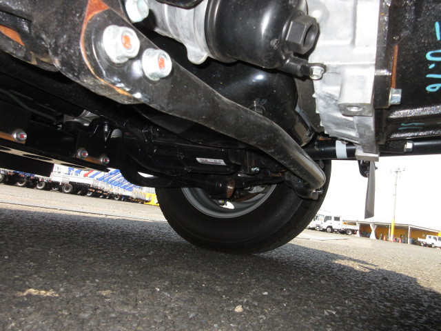 いすゞ エルフ 2PG-NKS88AD(4WD)の写真34