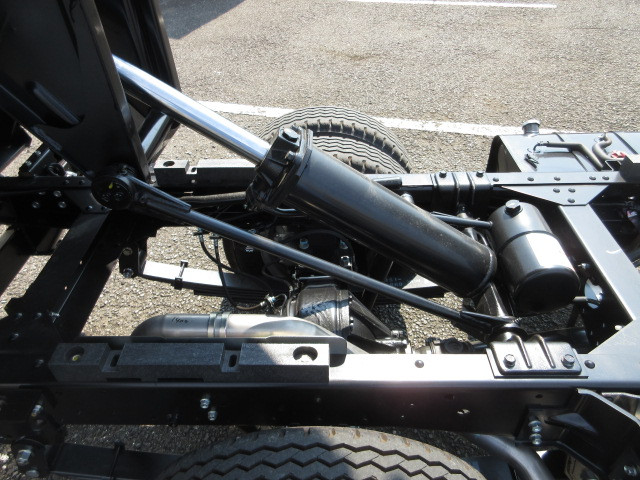 いすゞ エルフ 2PG-NKS88AD(4WD)の写真39