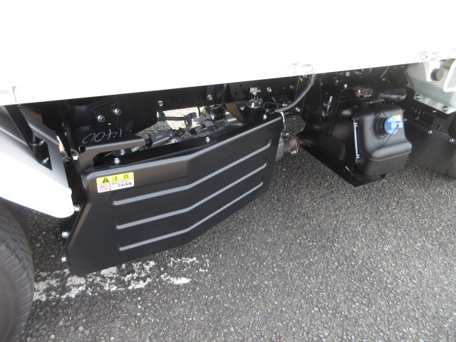 いすゞ エルフ 2PG-NKS88AD(4WD)の写真44