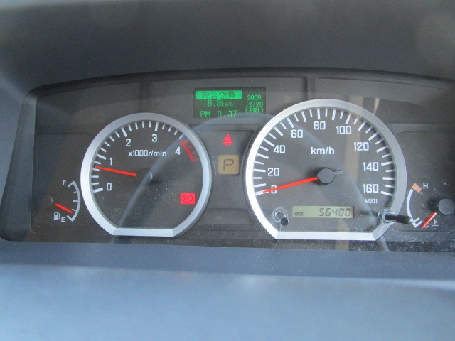 いすゞ エルフ TKG-NJR85A(2WD)の写真15