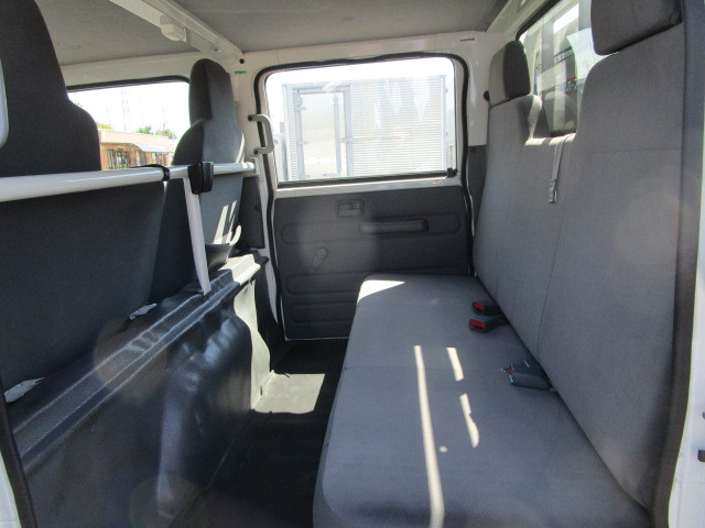 いすゞ エルフ TKG-NJR85A(2WD)の写真21