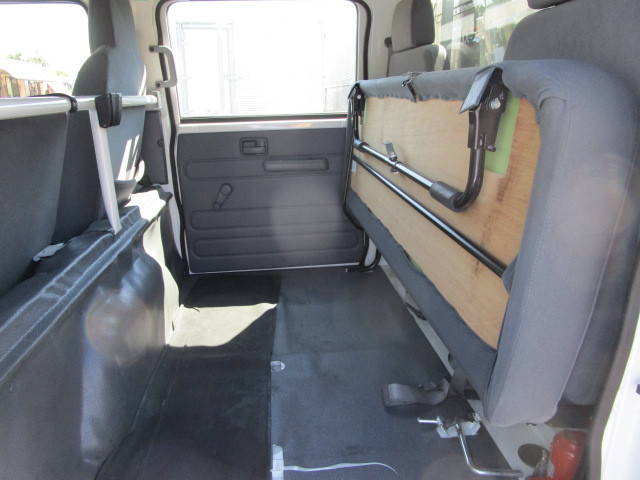 いすゞ エルフ TKG-NJR85A(2WD)の写真25