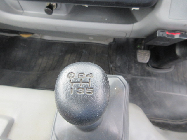 日野 デュトロ TKG-XZC605M(2WD)の写真17