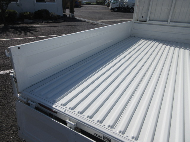 トヨタ ダイナ QDF-KDY231(2WD)の写真9