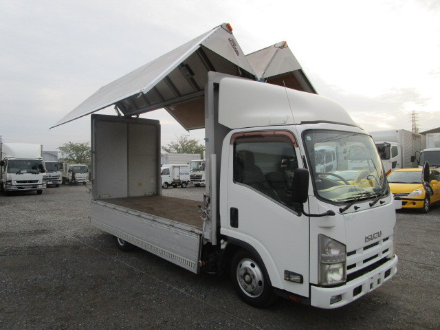 いすゞ エルフ BKG-NMR85AN(2WD)の写真2