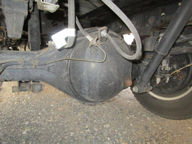 いすゞ エルフ BKG-NMR85AN(2WD)の写真28