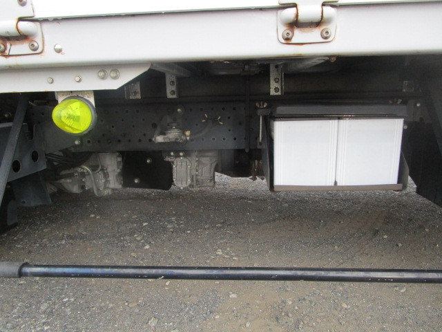 いすゞ エルフ BKG-NMR85AN(2WD)の写真35