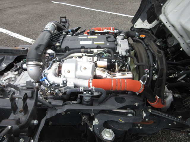 いすゞ エルフ 2RG-NJR88AD(2WD)の写真29