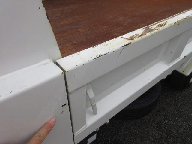 いすゞ エルフ 2RG-NJR88AD(2WD)の写真45