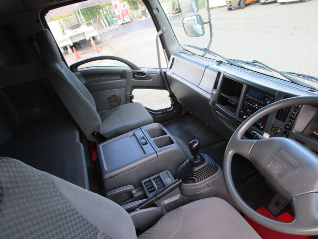 いすゞ フォワード PKG-FRR90S2(2WD)の写真16