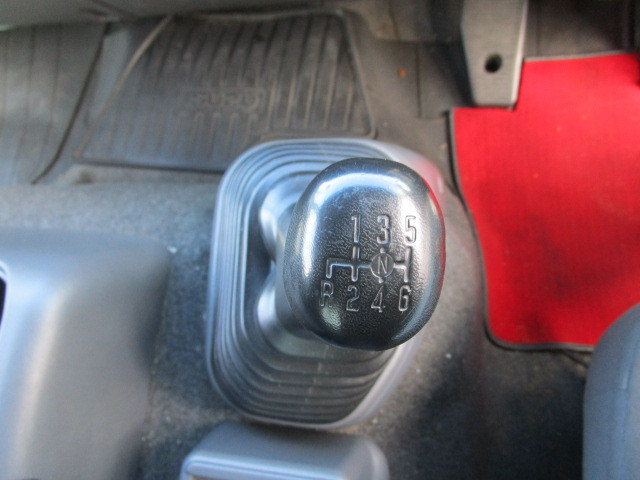 いすゞ フォワード PKG-FRR90S2(2WD)の写真21