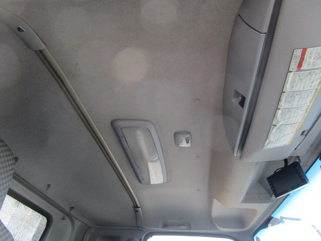 いすゞ フォワード PKG-FRR90S2(2WD)の写真25