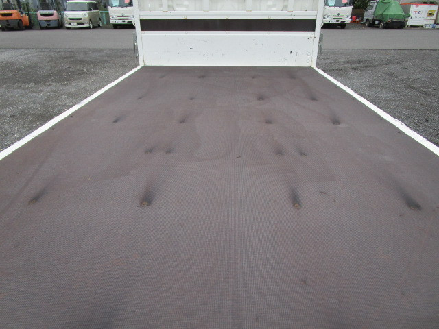 日野 デュトロ 2RG-XZU605M(2WD)の写真9