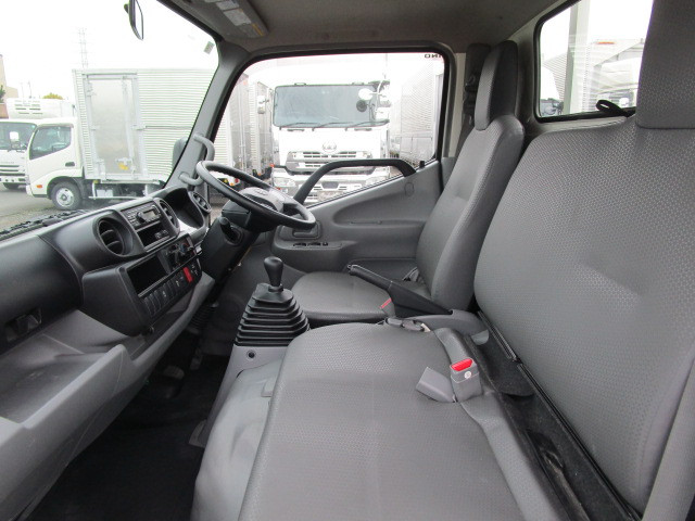 日野 デュトロ 2RG-XZU605M(2WD)の写真23