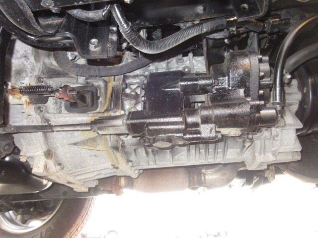 いすゞ エルフ 2RG-NKR88AN(2WD)の写真35