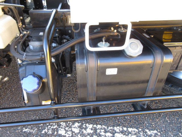 いすゞ フォワード 2RG-FRR90S2(2WD)の写真36