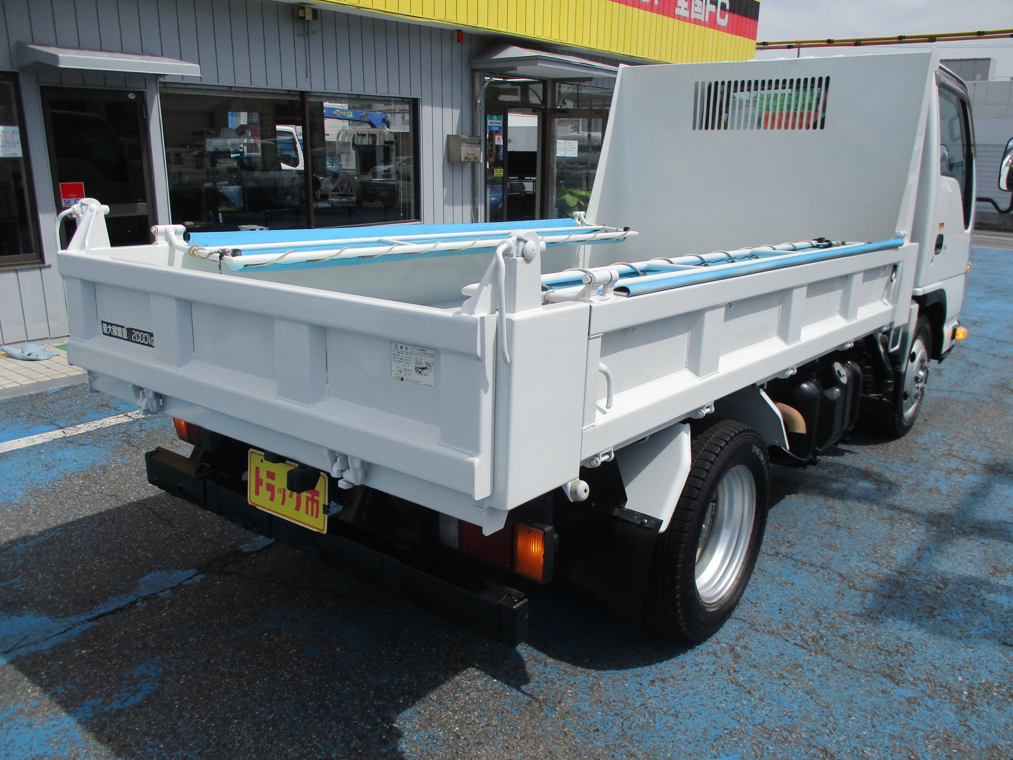 いすゞ エルフ NKR85-7034653(2WD)｜中古トラックなら【トラック市】