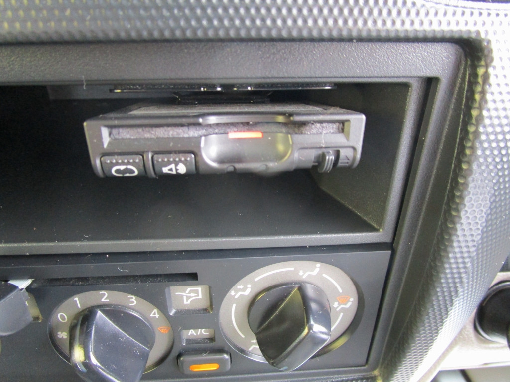 日産 アトラス SKG-TZ3F24(2WD)の写真35