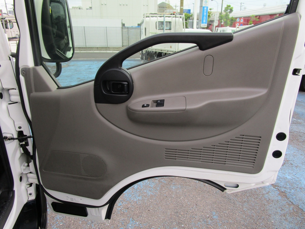 日産 アトラス CBF-SQ2F24(2WD)の写真22