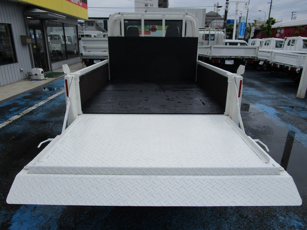 日野 デュトロ TPG-XZU605M(2WD)の写真15