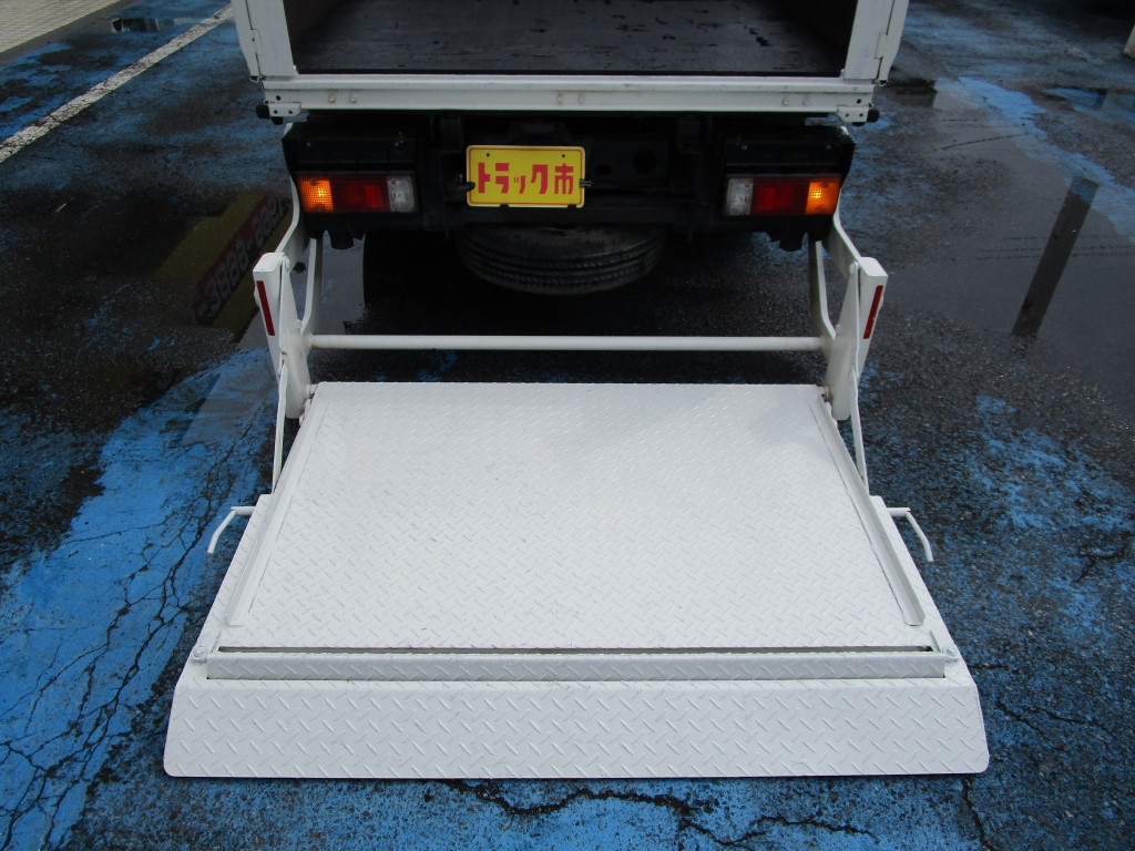 日野 デュトロ TPG-XZU605M(2WD)の写真16