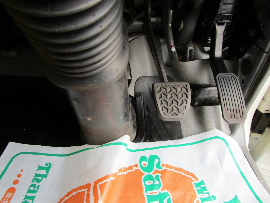 日野 デュトロ TPG-XZU605M(2WD)の写真28