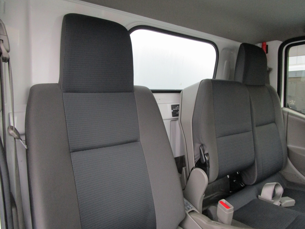 ☆ルームクリーニング済み!☆
当社の車輛は、1台、1台専門スタッフが、
念入りにクリーニングした車輛を展示しております。|日産 アトラス CBF-SQ2F24(2WD)の写真29