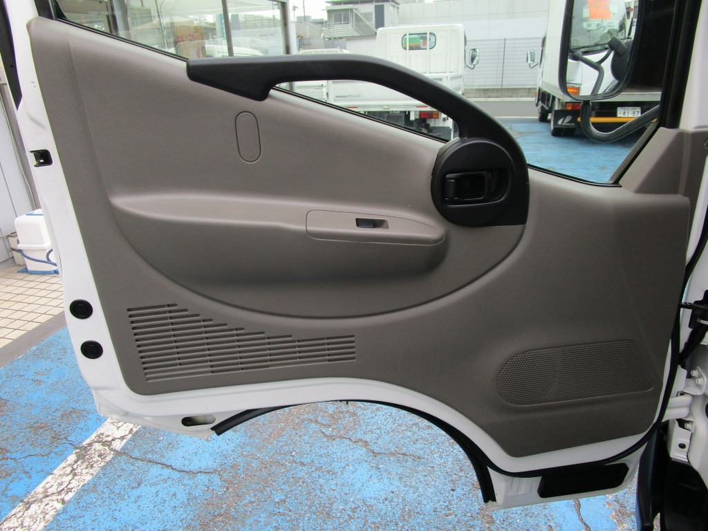 日産 アトラス CBF-SQ2F24(2WD)の写真41