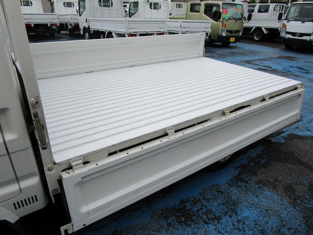 マツダ ボンゴトラック DBF-SLP2T(2WD)の写真16