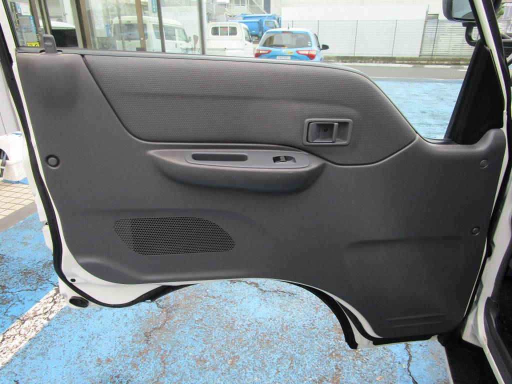 マツダ ボンゴトラック DBF-SLP2T(2WD)の写真24