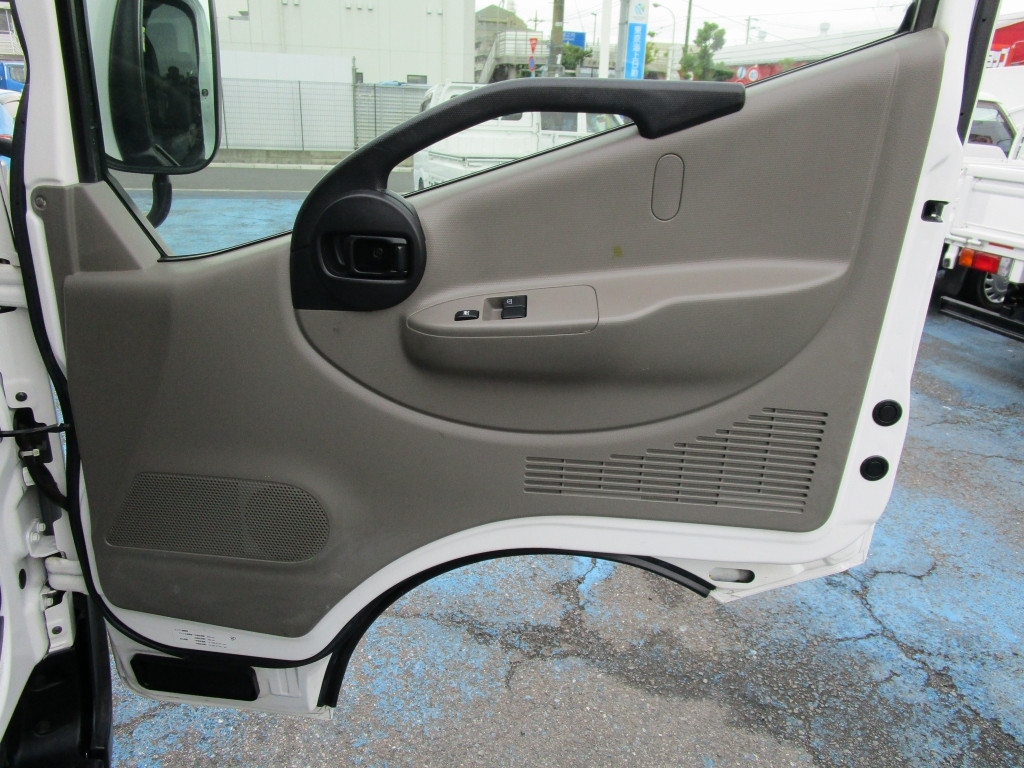 日産 アトラス CBF-SQ2F24(2WD)の写真22