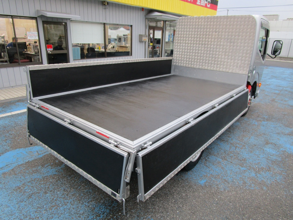 日産 アトラス CBF-SQ2F24(2WD)の写真2