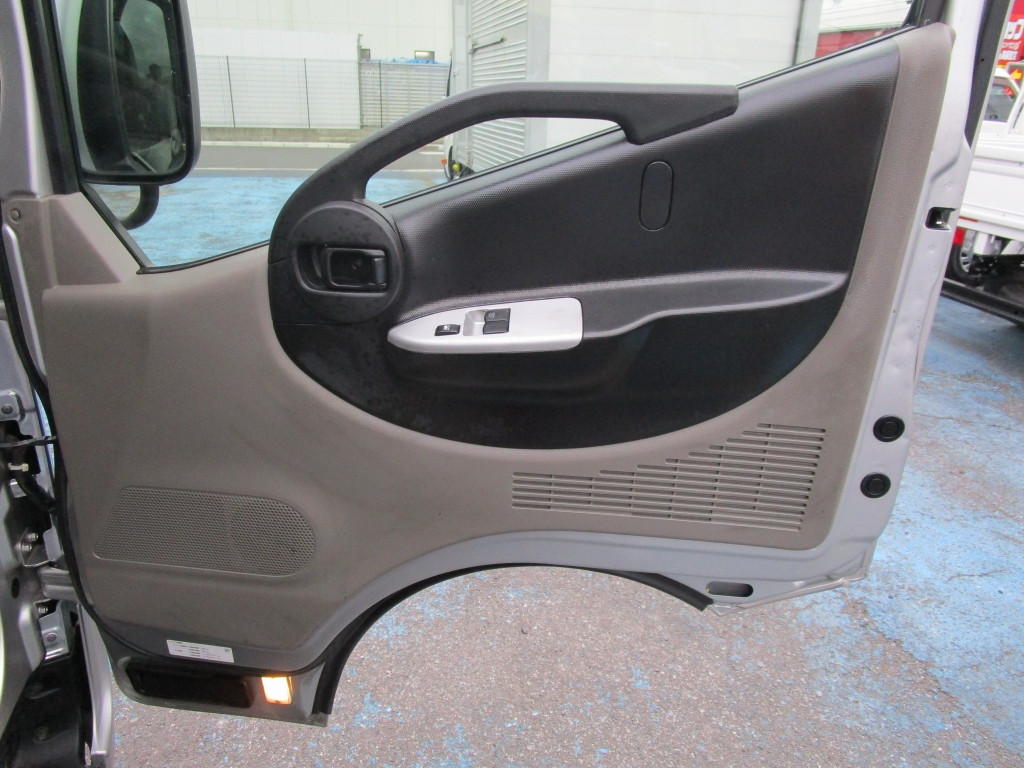 日産 アトラス CBF-SQ2F24(2WD)の写真22