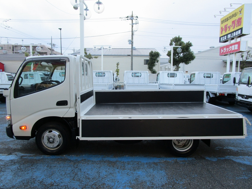 日野 デュトロ TPG-XZU605M(2WD)の写真10