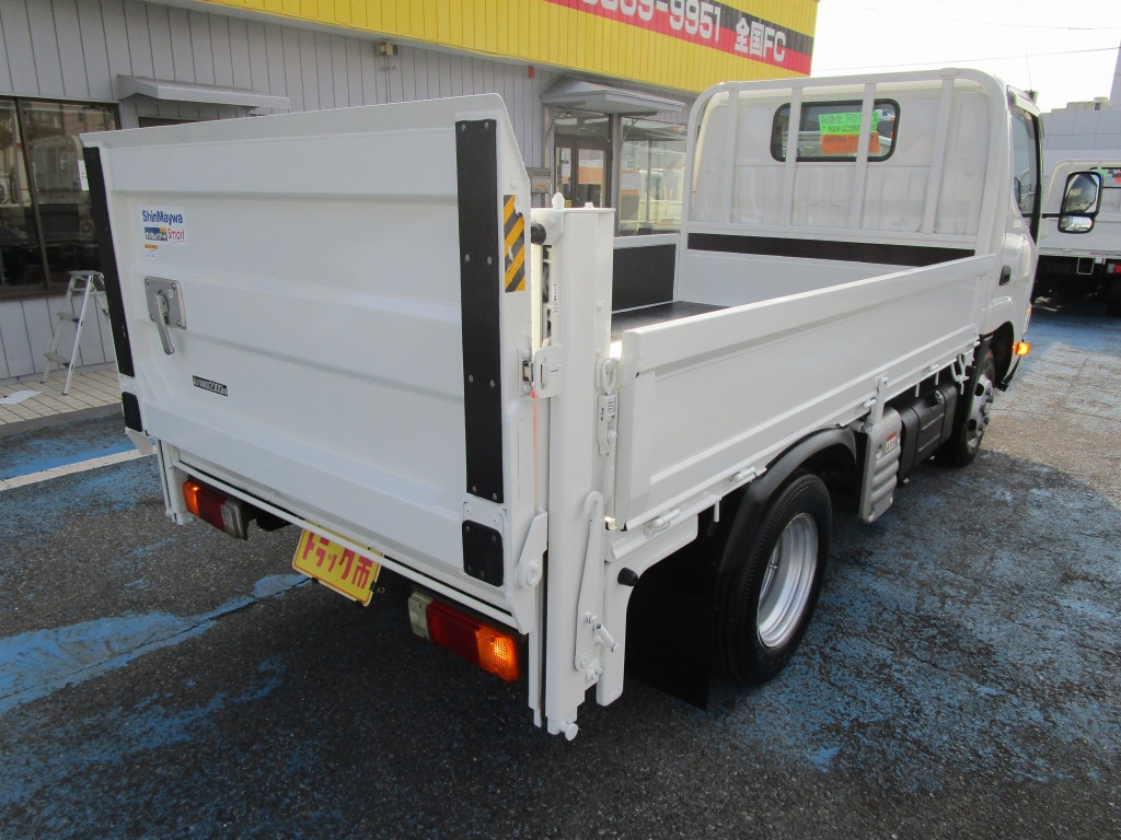 日野 デュトロ 2RG-XZU605M(2WD)の写真3