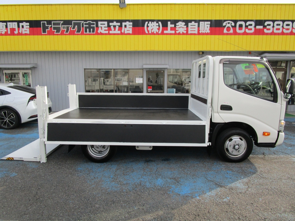 日野 デュトロ 2RG-XZU605M(2WD)の写真9