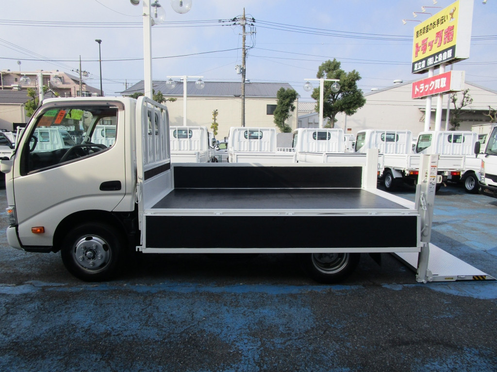 日野 デュトロ 2RG-XZU605M(2WD)の写真10