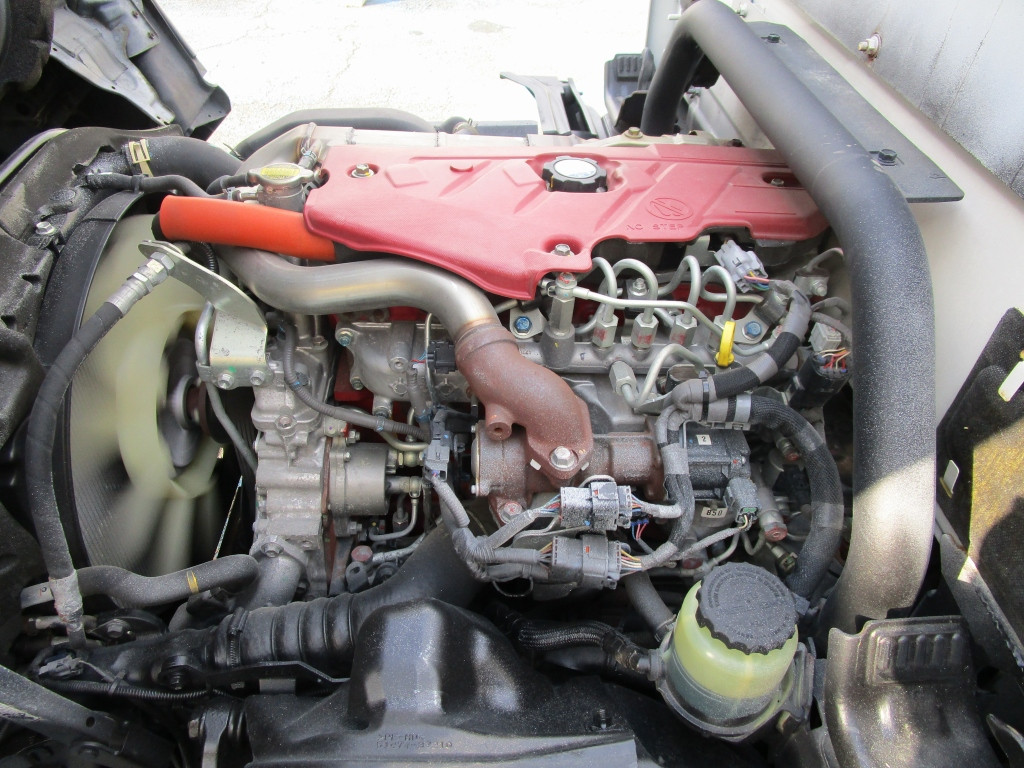 日野 デュトロ 2RG-XZU605M(2WD)の写真15