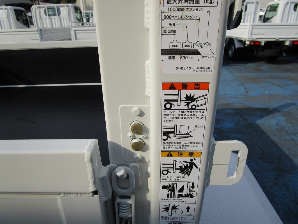 日野 デュトロ 2RG-XZU605M(2WD)の写真23