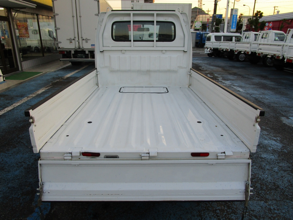 日産 クリッパーバン EBD-DR16T(2WD)の写真4