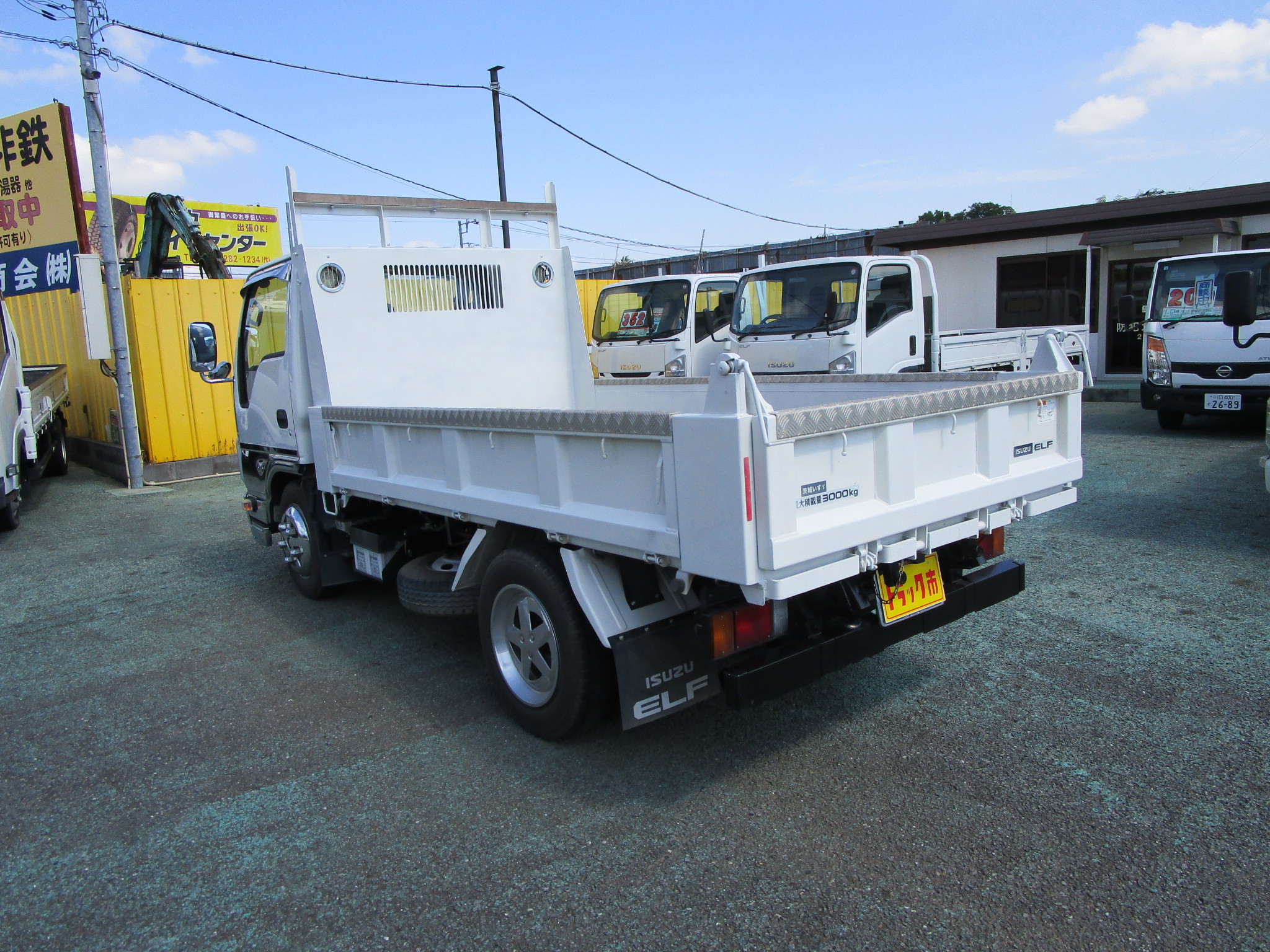 いすゞ エルフ 2RG-NKR88ADの写真6